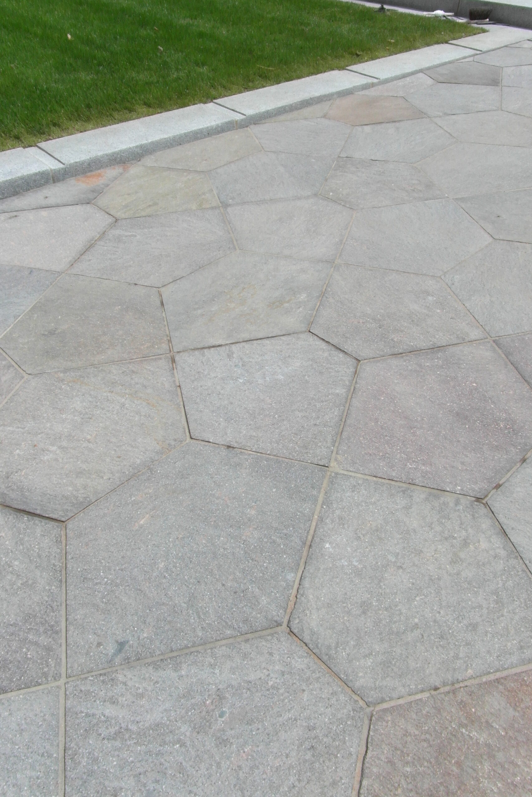 Prima Porphyry | Grey Mix - Image 4