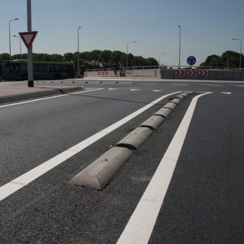 Roundabout Lane Seperation